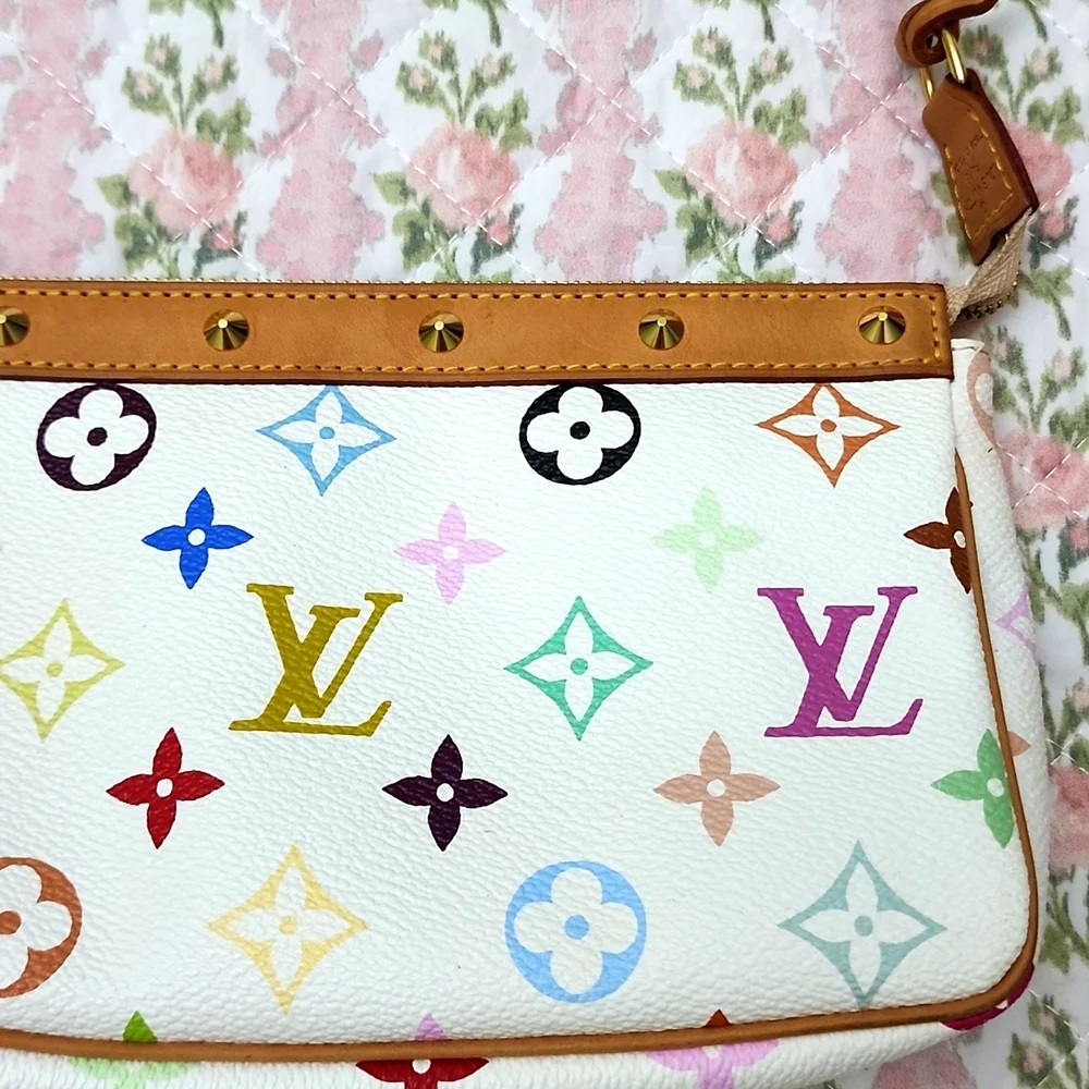 💎 Louis Vuitton White Takashi Murakami Multicolor Iconic Monogram Pochette Bag - Picture 8 of 17
